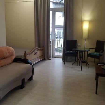 Центр Торговая 6 Apartment Odesa Exterior foto